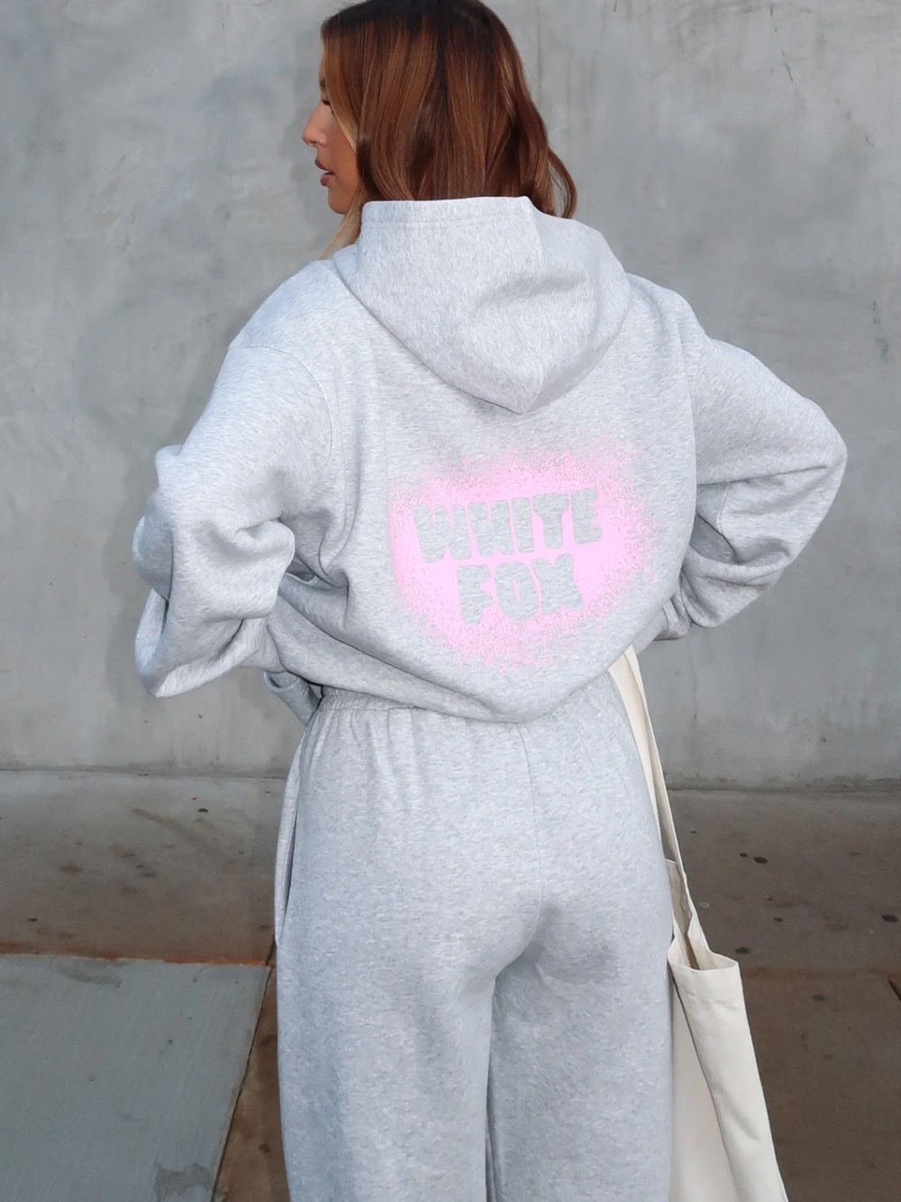 WHITE FOX 11th Street Keeping It Real Oversized Hoodie Jelly Bean L/XL NWT